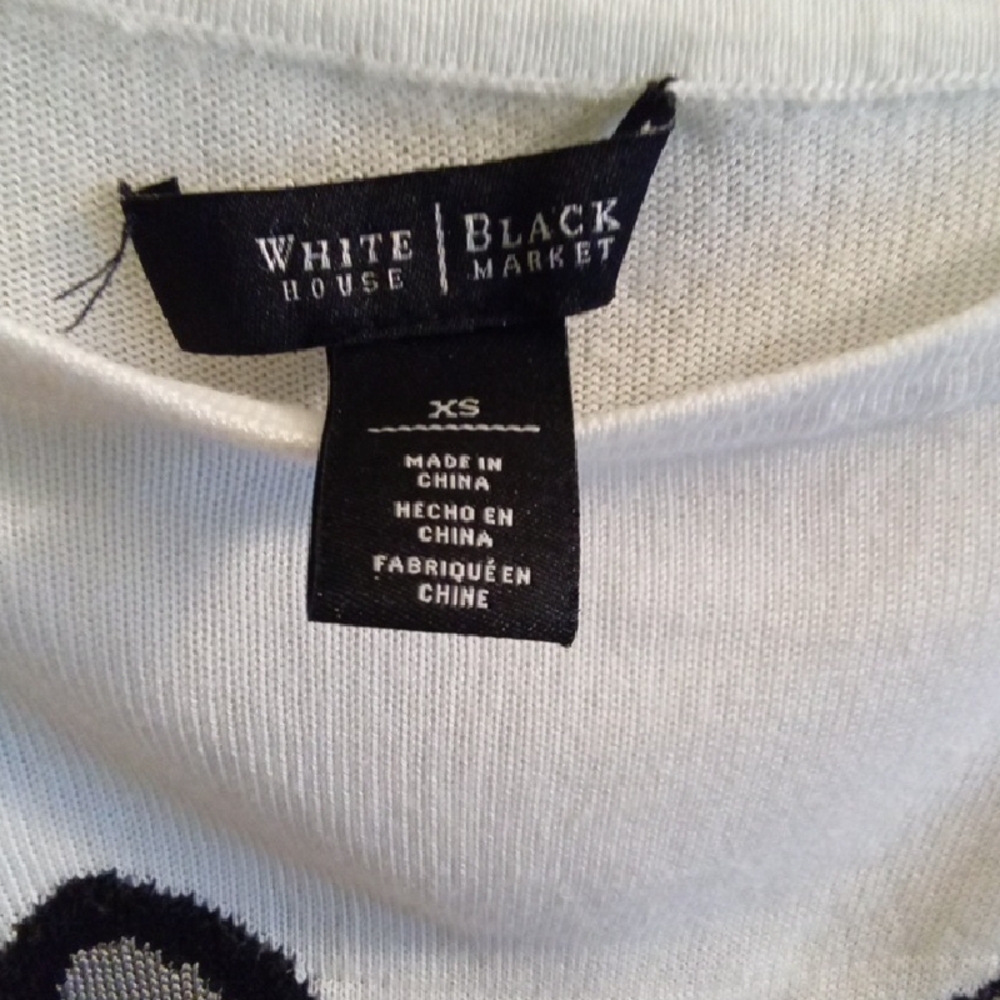 Womans XS White House Black Market Black and White Dog With Rose Long Sleeve Tee - Picture 2 of 4